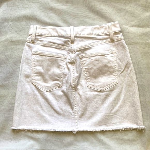 Banana Republic White Denim Mini Skirt - Picture 4 of 5